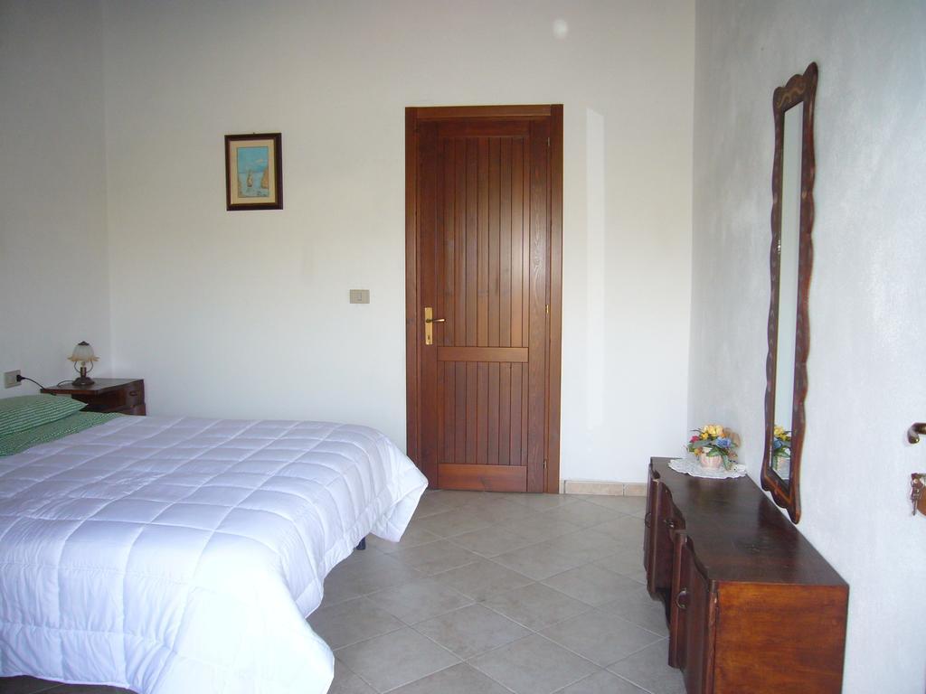 Su Trabi B&B Флуминимаджоре Номер фото